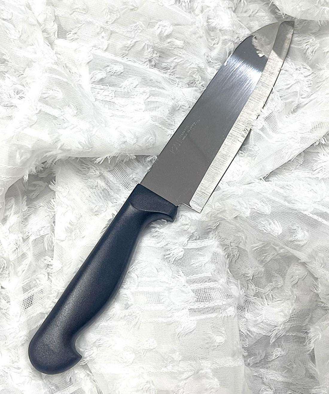 Dao-bep-Kai-Santoku-luoi-17cm-03