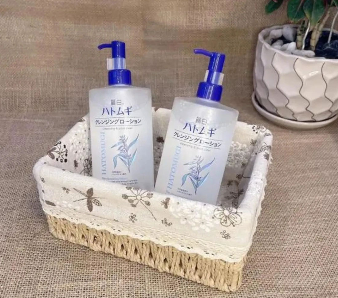 Top-nuoc-tay-trang-Nhat-Ban-tot-va-an-toan-cho-da-03