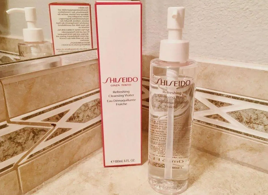 Top-nuoc-tay-trang-Nhat-Ban-tot-va-an-toan-cho-da-05